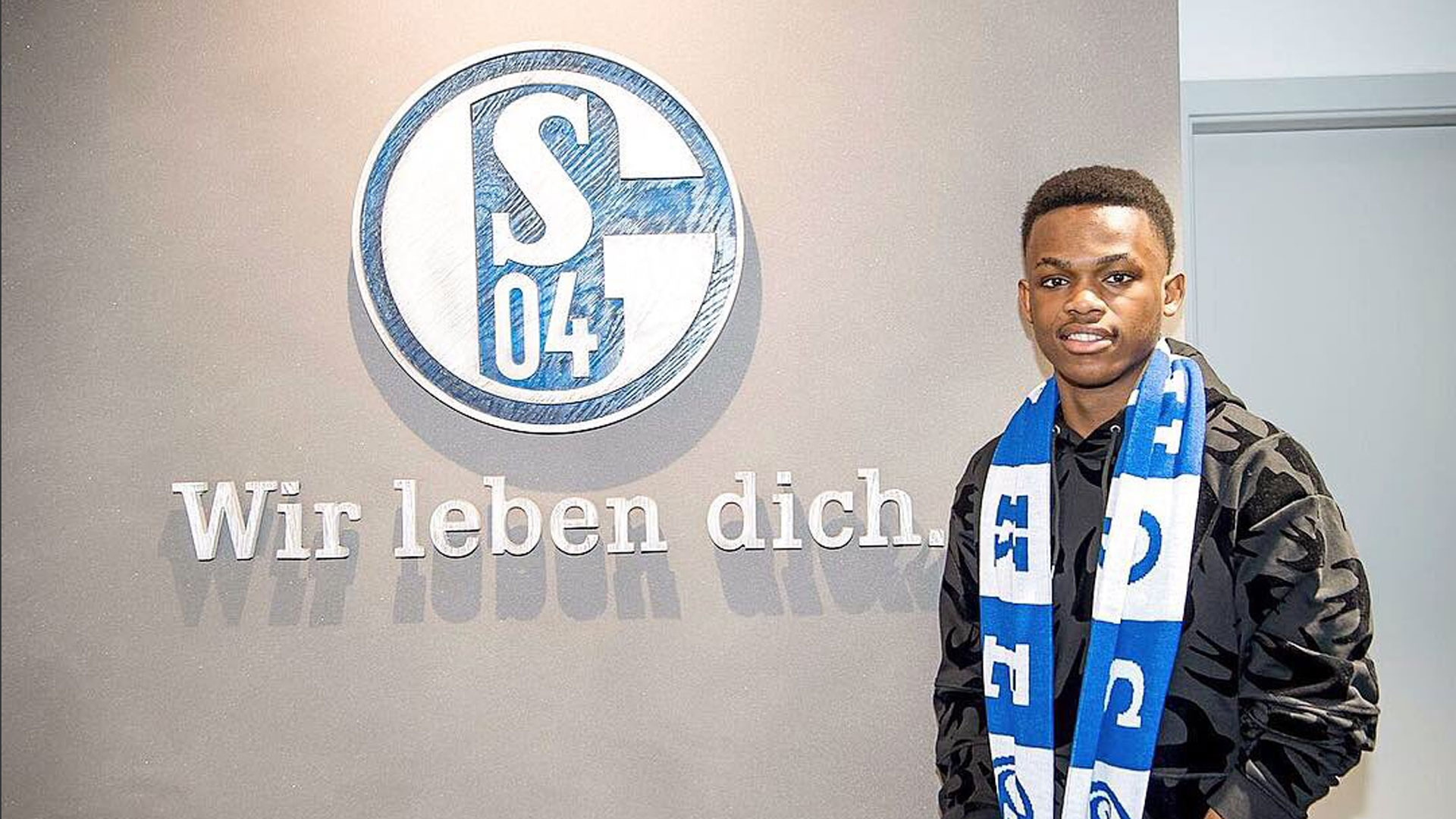 赛中获得更 赛中获得更