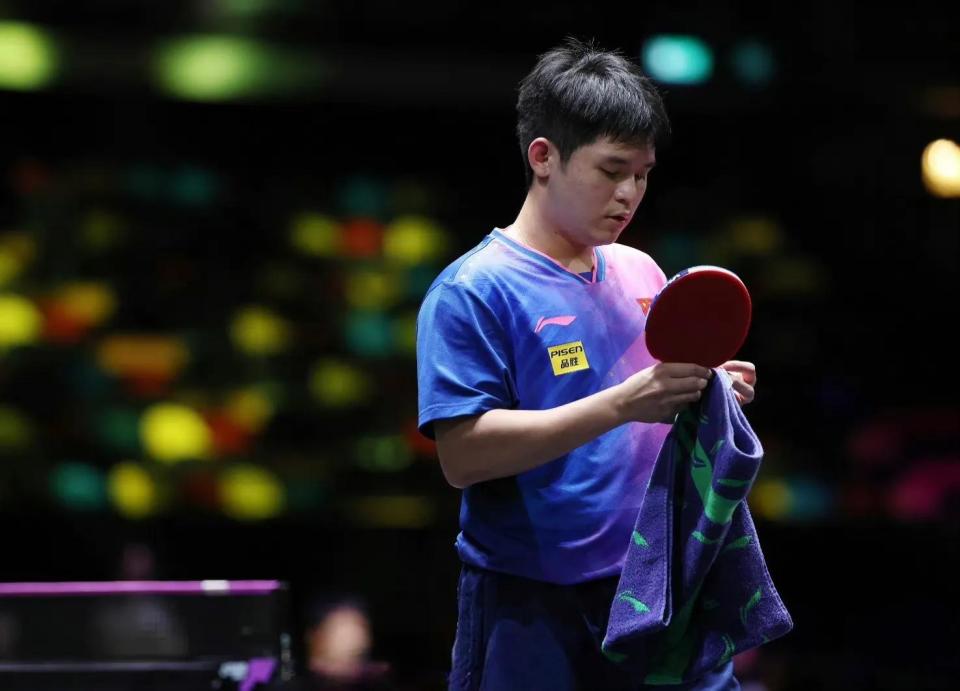 也经常表现 也经常表现