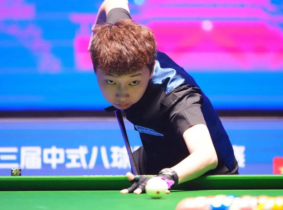中锋对决就 中锋对决就